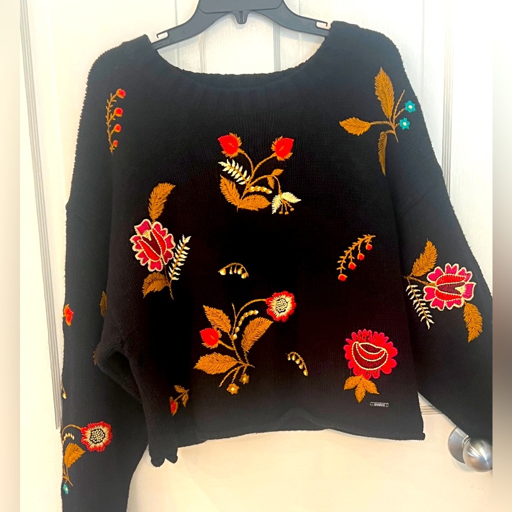 GUESS ~ Vintage Floral Embroidered Black Sweater.